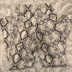 Balance Athletica kingdom leggings